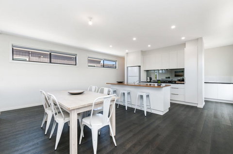 Thunder Point - Darwin Holiday 3