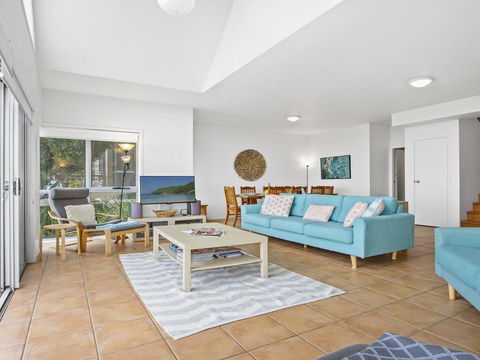 Tilbury Breeze - Ocean Views, Comfort And Style - Darwin Holiday 1