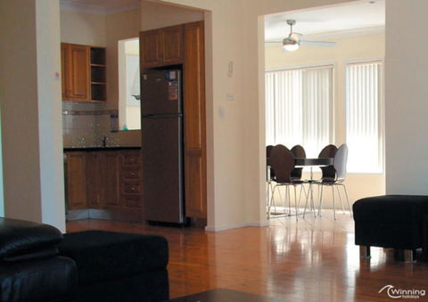 Tomaree Road, 39, Tomaree Palms - Darwin Holiday 3