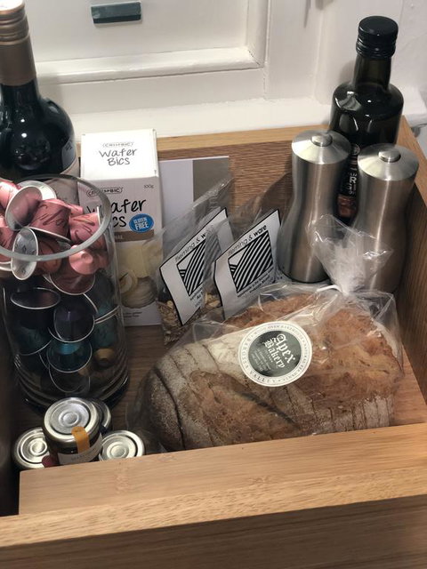 Tomfoolery Winemaker's Cottage Barossa Valley - Darwin Holiday 3