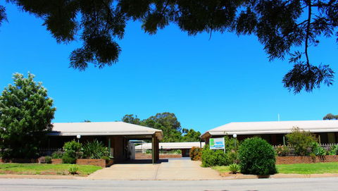 Tooleybuc Motel - Darwin Holiday 1