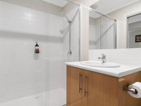 Tootgarook Treasure - Darwin Holiday 3