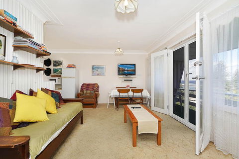 Toowoon Bay Beachside Unit, Unit 4 - Darwin Holiday 2