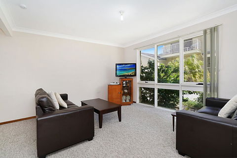 Toowoon Bay Townhouse, Unit 6 - Darwin Holiday 1