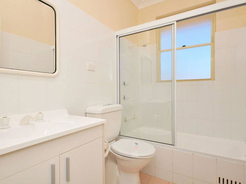 Toowoon Beach View 3br Villa 4 Just Steps To Beach With Views - Darwin Holiday 3