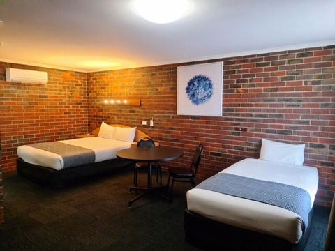 Town House Motor Inn - Darwin Holiday 1