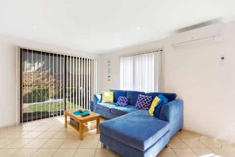 Townhouse In The Heart Of Port Stephens - Darwin Holiday 1