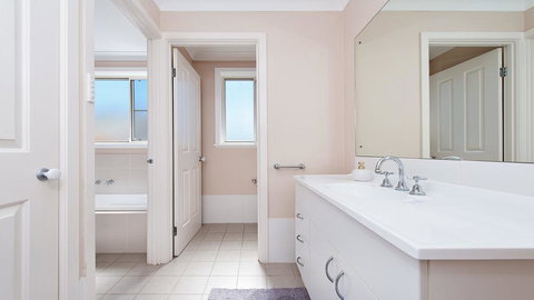 Townhouse On Tomaree - 6/26 - Darwin Holiday 3