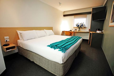 Townsville Central Hotel - Darwin Holiday 1
