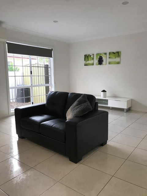 Townsville Wistaria Spacious Home - Darwin Holiday 3