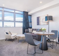 Train Station Access 1Bed1Bath APT at Chatswood