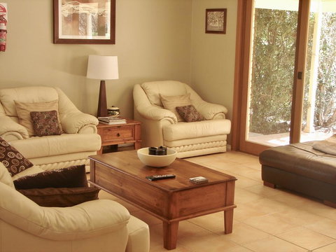 Tranquil Vistas - Darwin Holiday 2