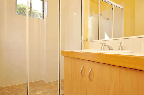 Tree Elle Retreat - Darwin Holiday 2