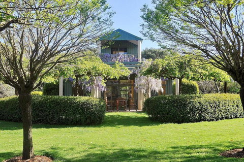 Tree Elle Retreat - Darwin Holiday 0