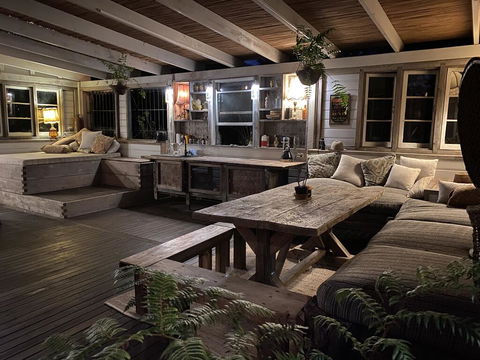 Treehouse On Plantation - Darwin Holiday 2