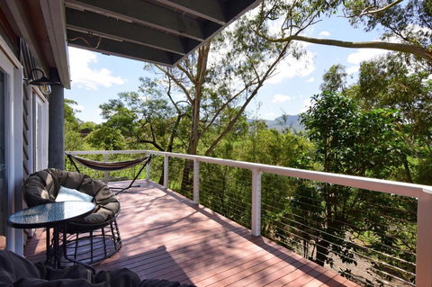 Treetops - Newly Renovated, In The Village! - Darwin Holiday 1