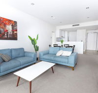 Trendy Self Contained Inner City Apartment - Darwin Holiday