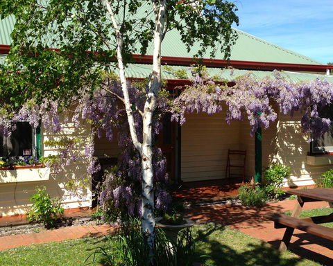 Triabunna Cabin & Caravan Park - Darwin Holiday 1