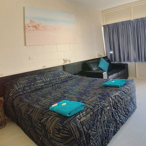 Tropical City Motor Inn - Darwin Holiday 3