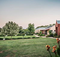 Tuileries Rutherglen - Darwin Holiday
