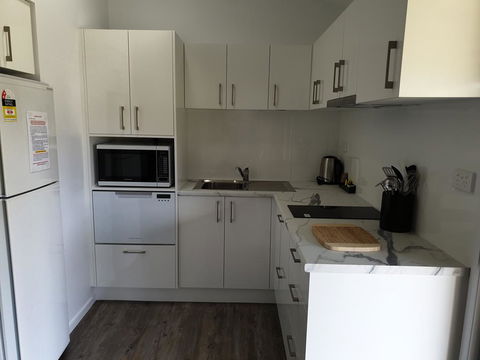 Tuncurry Lakes Resort - Darwin Holiday 2