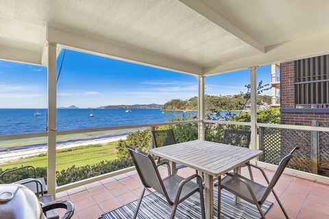 Tuscan Waterfront, Unit 1/213 Soldiers Point Road - Darwin Holiday 0