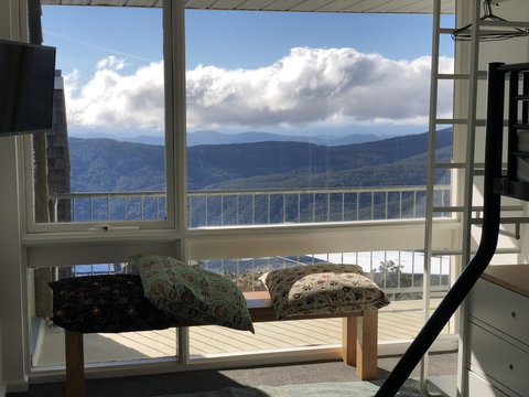 Twin Towers 701A - Darwin Holiday 0