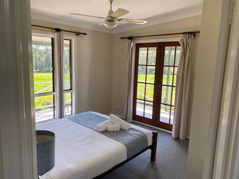 Twin Trees Country Cottages - Darwin Holiday 1
