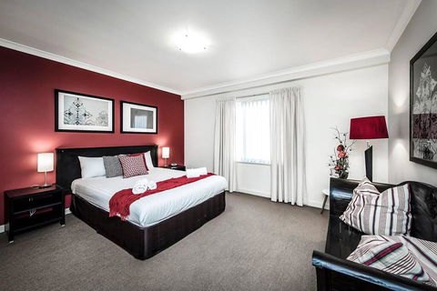 Two Bedder With Parking Close To Perth City Centre - Darwin Holiday 2