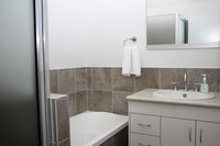 Book Bucasia Accommodation Vacations Darwin Holiday Darwin Holiday