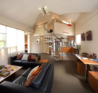 TWOFOURTWO Boutique Apartments - Darwin Holiday