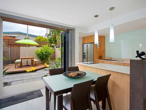U3/27 Noosa Parade, Noosa Sound - Darwin Holiday 1