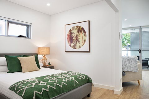 Ultra Modern Studio Suite With Balcony Near Shops - Darwin Holiday 0