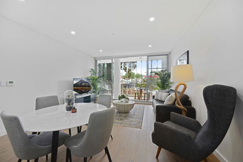 Ultra Modern, Luxurious Apartment In Tranquil Sydney - Darwin Holiday 1