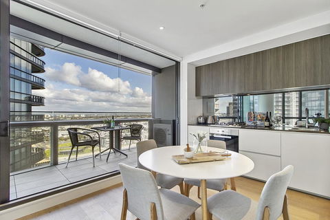 Ultra-Modern Luxury With Views At Kai Waterfront - Darwin Holiday 0