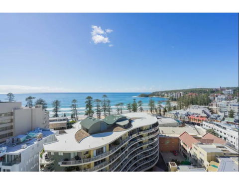 Ultrachic Executive Beach Apartment - Darwin Holiday 2
