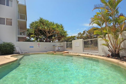 Unit 1 Marcoola Sunrise - Marcoola Beach - Darwin Holiday 3