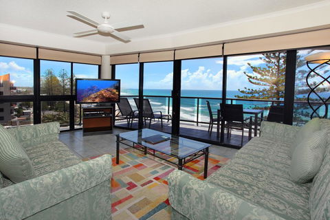 Unit 10, Phoenix Apartments, 1736 David Low Way, Coolum Beach - Darwin Holiday 3