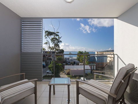 Unit 301 'The Shoal' 6-8 Bullecourt Street - Air Con, Walking To Local Shops & Beach - Darwin Holiday 0