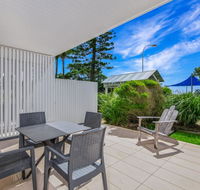 Unit 7 Plantation Resort - Rainbow Beach Air conditioned Pool and outdoor spa Plantation Resort - Darwin Holiday