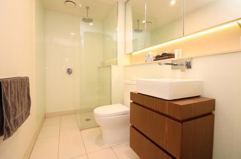 Urban Eden - Pets, Parking, Balcony, Chapel St 260m - Darwin Holiday 2