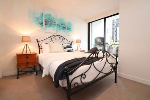 Urban Eden - Pets, Parking, Balcony, Chapel St 260m - Darwin Holiday 1