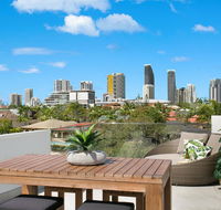Urban Oasis - Darwin Holiday