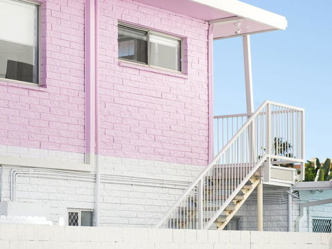 Ventura Beach Motel 2 Bed Poolside - Unit 4 - Darwin Holiday 3