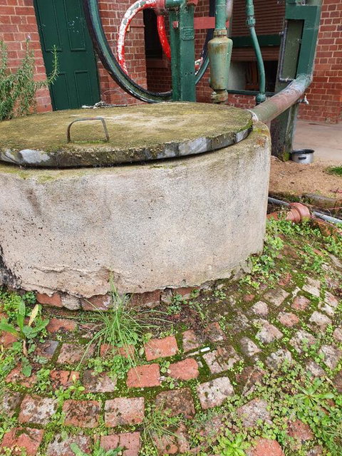 Victoria Hotel Rutherglen - Darwin Holiday 2