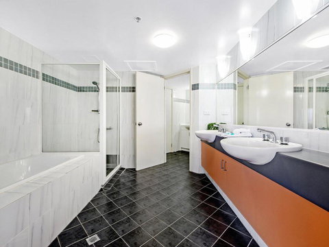 Victoria Square Apartments In The Heart Of Broadbe - Darwin Holiday 3