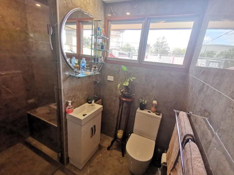 Victorian Terrace Sydney - Darwin Holiday 3