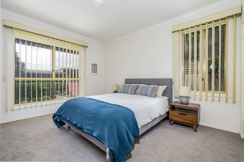 VIEWS FOREVER - INVERLOCH - Darwin Holiday 2