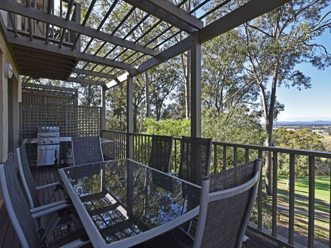 Villa 2br 540 Greenview Resort Condo Located Within Cypress Lakes Resort Nothing Is More Central - Darwin Holiday 1