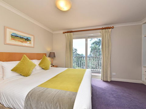 Villa 2br Vermentino Resort Condo Located Within Cypress Lakes Resort (nothing Is More Central) - Darwin Holiday 3